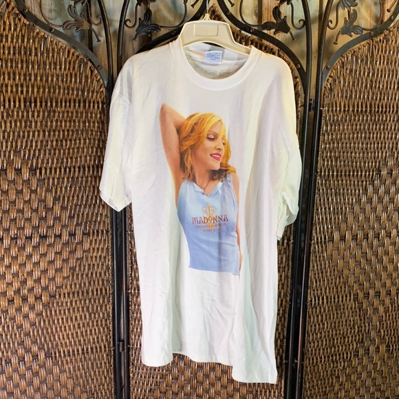 Vintage Madonna 2001 Drowned World Tour All Sport Single-Stitch T-Shirt Size XL - Picture 1 of 9